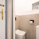 Crystal Cove 2-bdr * Boedapest