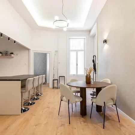 Lejlighed Crystal Cove 2-bdr *