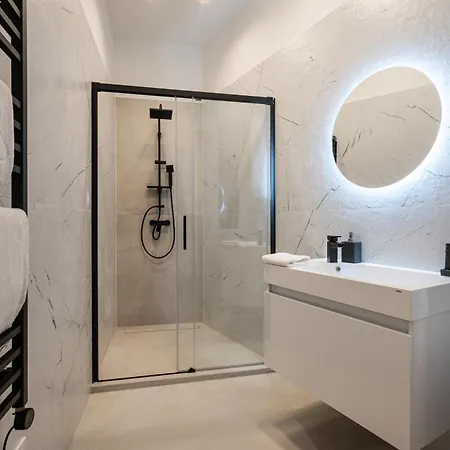 Crystal Cove 2-bdr * Budapest