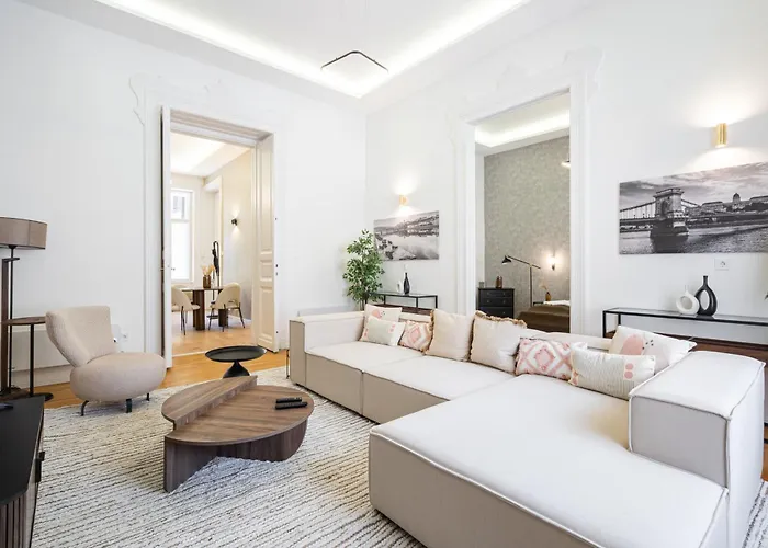 Crystal Cove 2-bdr * 부다페스트